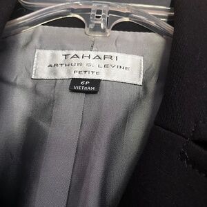 Tahari Ladies Blazer